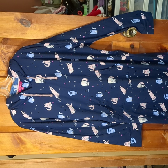 CARISMA* drawstring hooded long sleeve front pouch poly spandex nightgown sz 2X - Picture 3 of 11